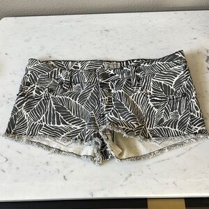 RVCA Festival shorts size 24